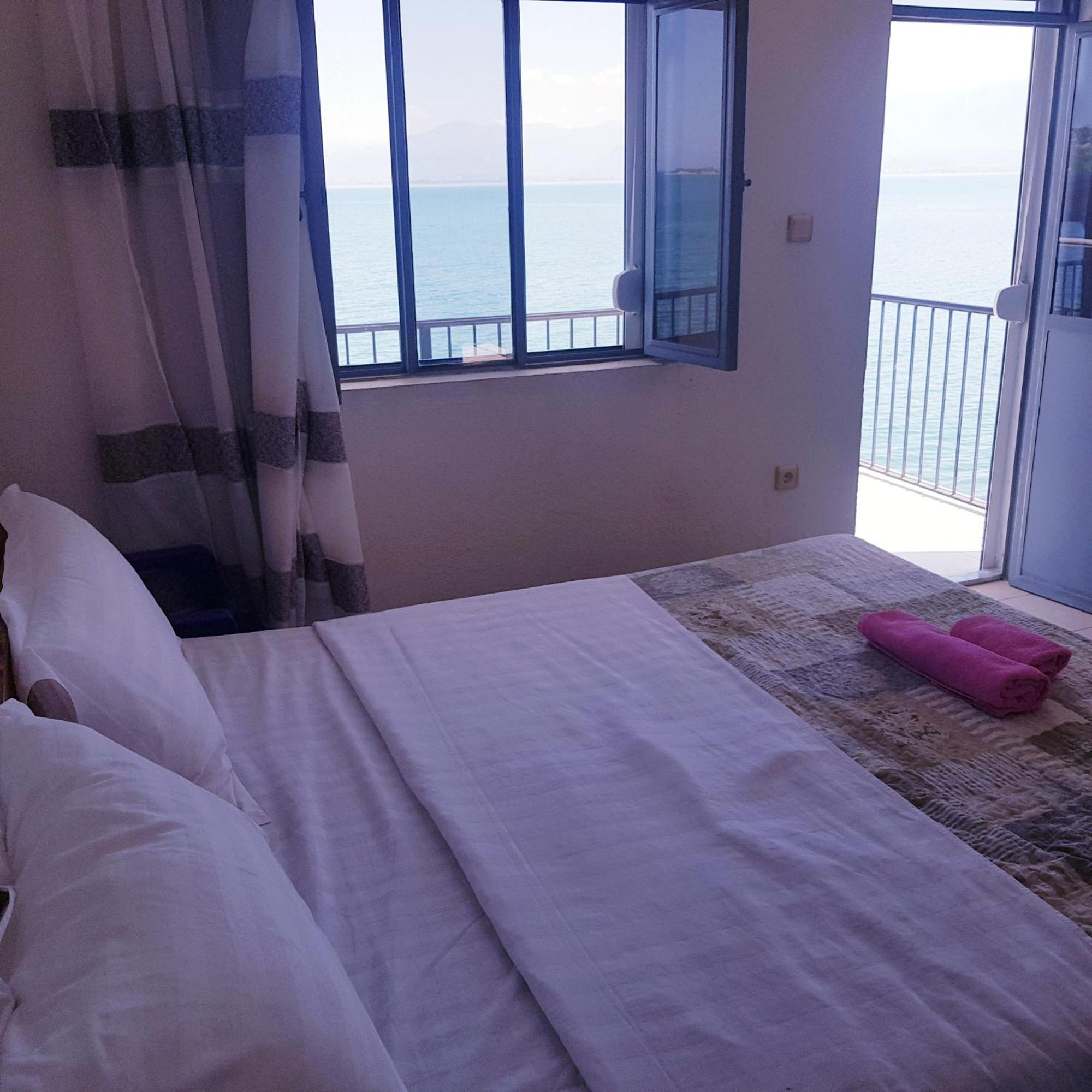 Rooms Lake View Balani Restaurant Shkodër Esterno foto